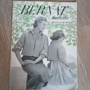 Vintage Bernat 0041 Jumbo Knits for the Whole Family 1954 Handicraft Knitting